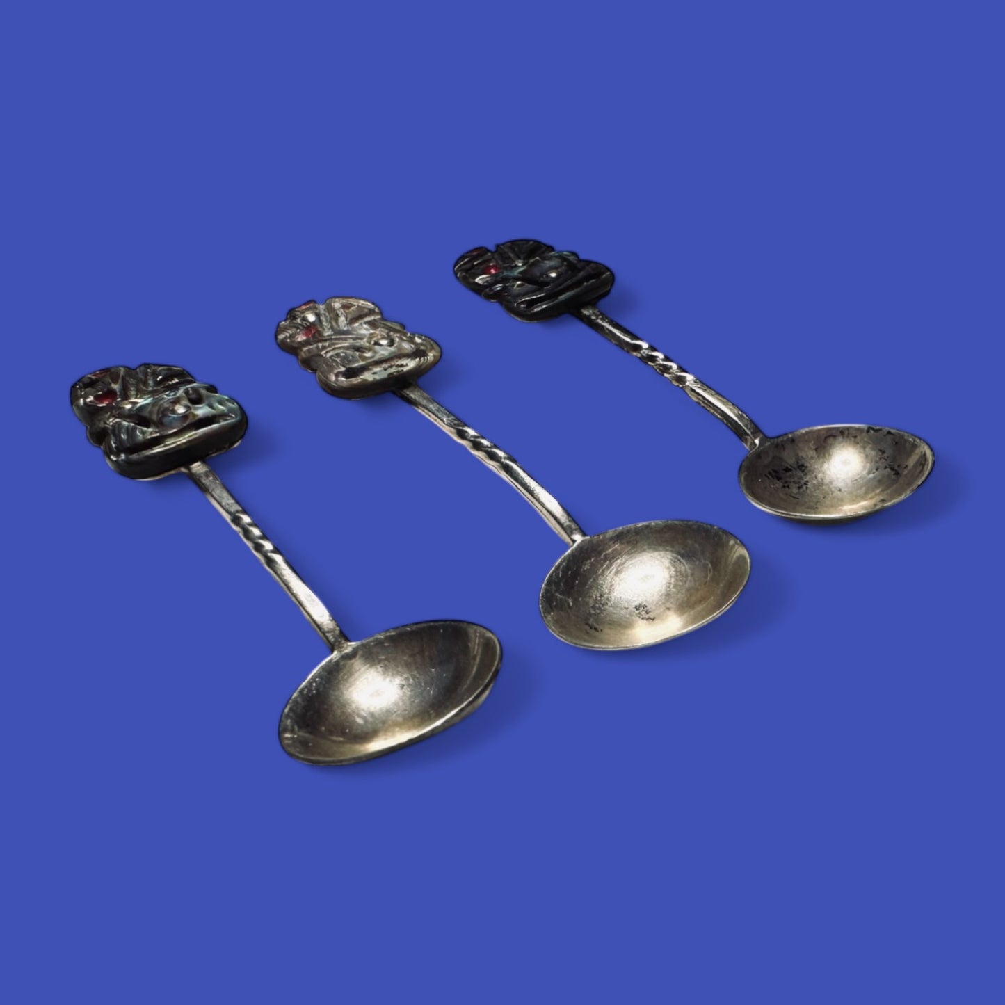 Vintage New Zealand Māori Silver & Mother of Pearl Spoons – Tribal Carving Detail