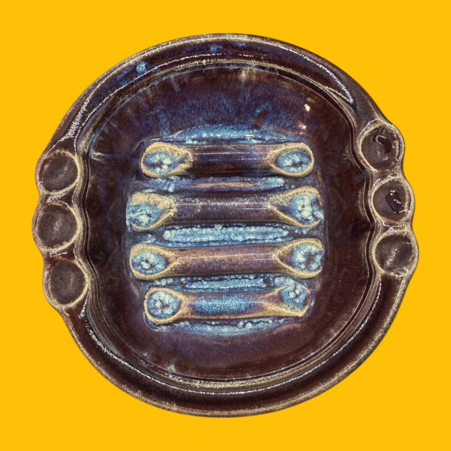 Handmade mid-century modern soap dish or ashtray in unique ceramic design, perfect for display or use.