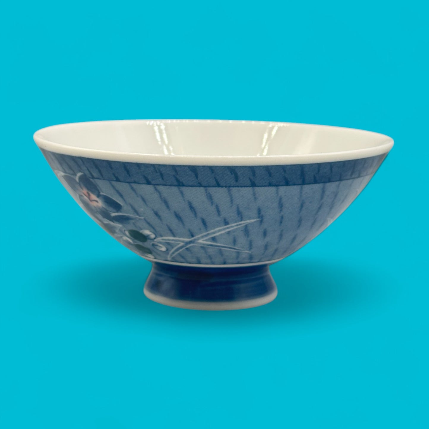 Vintage Japanese Rice Bowl – Floral Blue & White Pattern