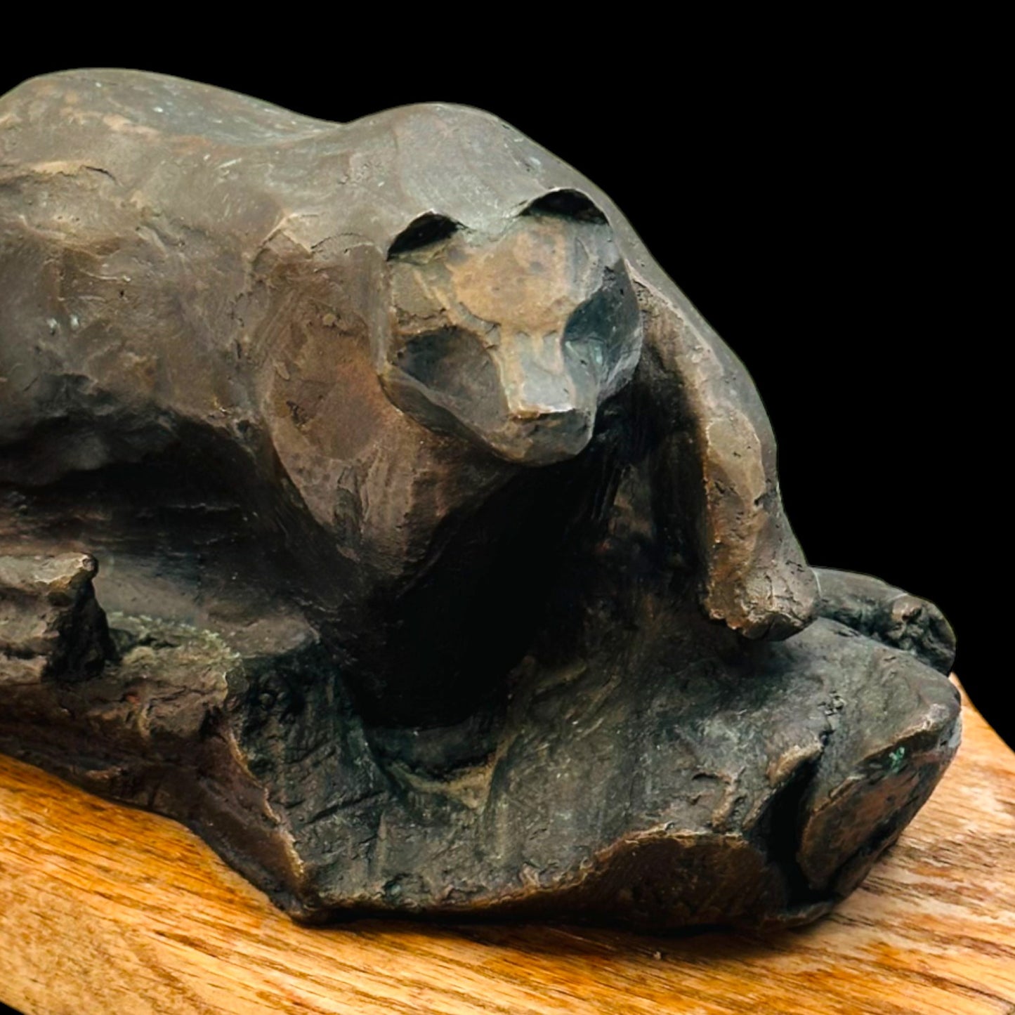 Handmade Bronze Grizzly Bear Statue on Wood Base Kelowna BC Alan Hunter