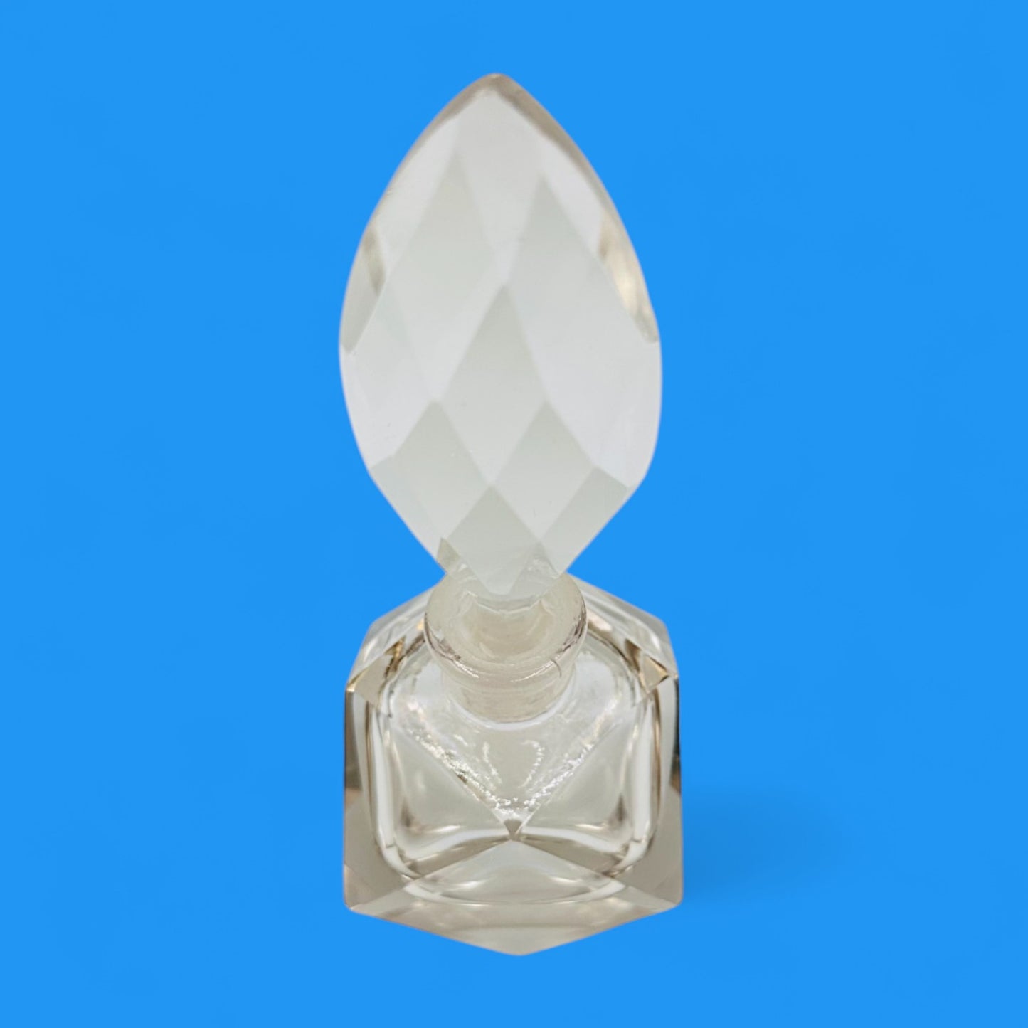 Vintage Crystal Perfume Bottle – Art Deco Faceted Glass with Stopper