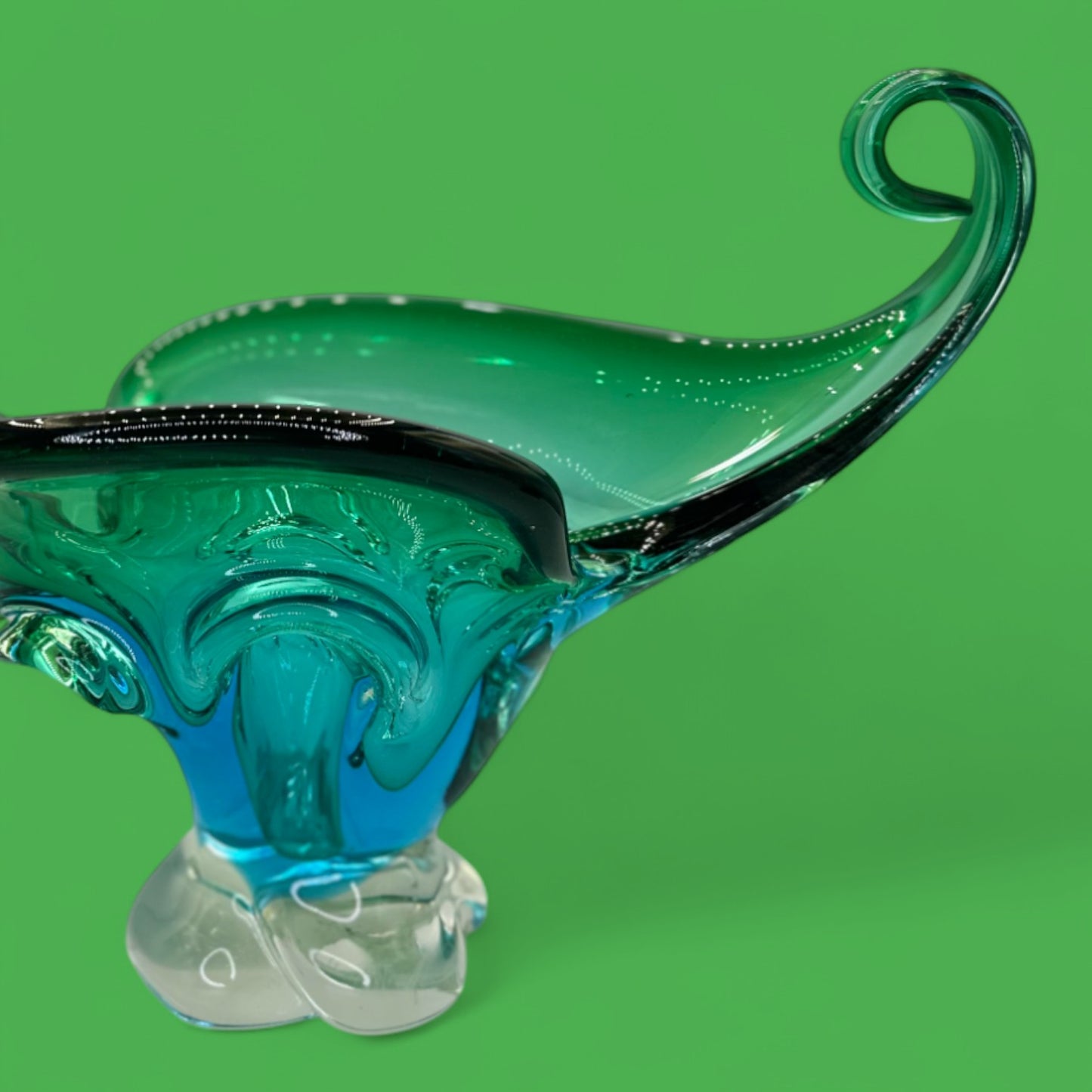 Vintage Lorraine Glass (Canada) XL 15" Art Glass Centrepiece