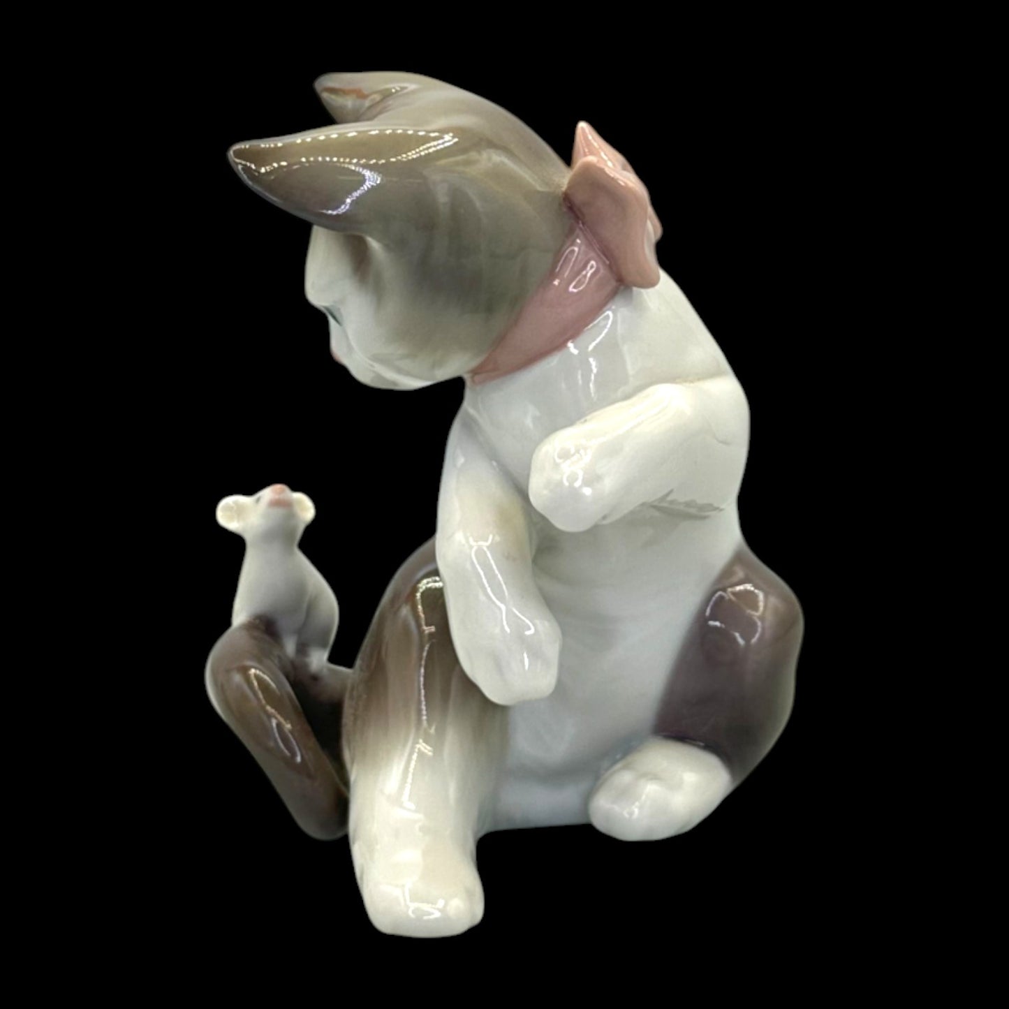 Lladro "Cat and Mouse" Porcelain Figurine – Model 5236, Vintage 1980s