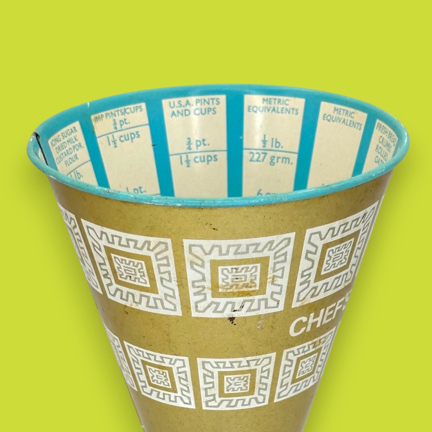 Vintage Nutbrown Cook’s Dry Measure Metal Measuring Cup