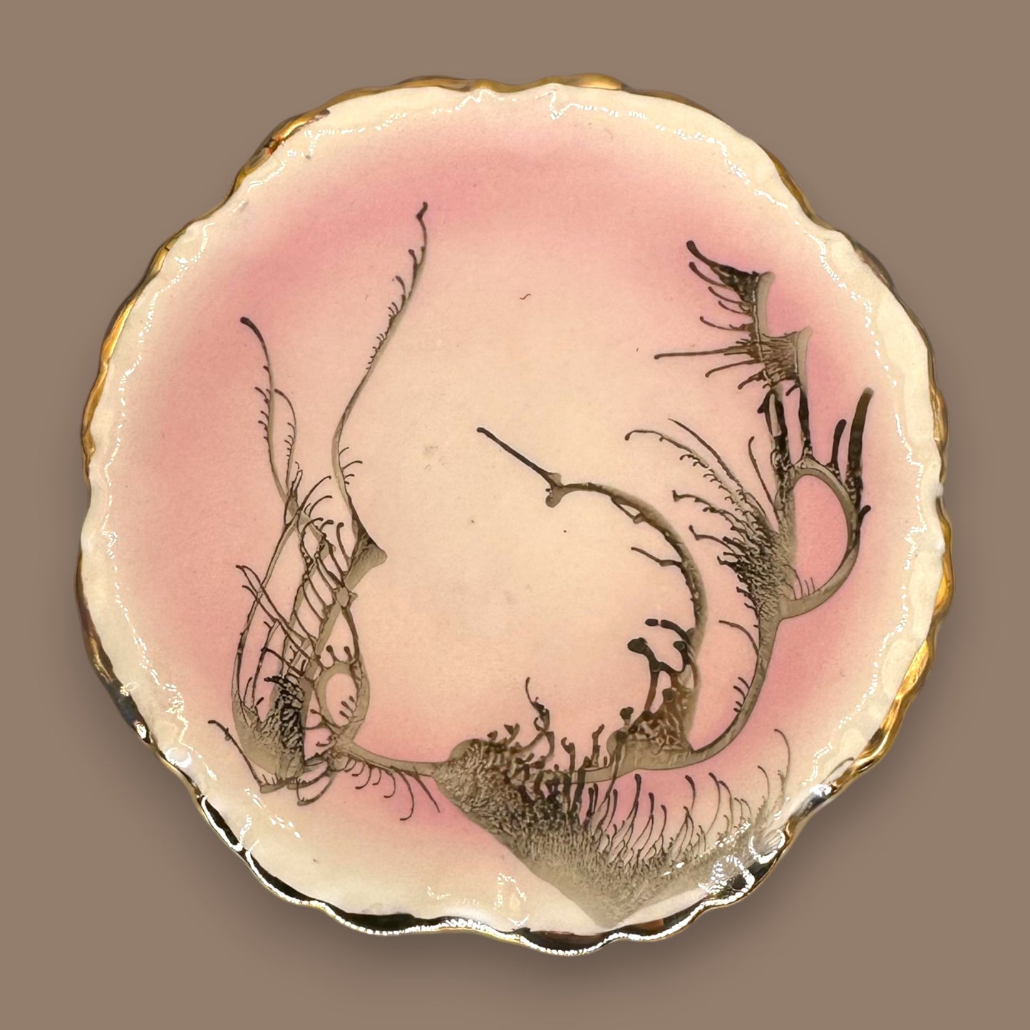 Vintage Scalloped Pink Dish with Gold Trim – Abstract Black & Grey Design