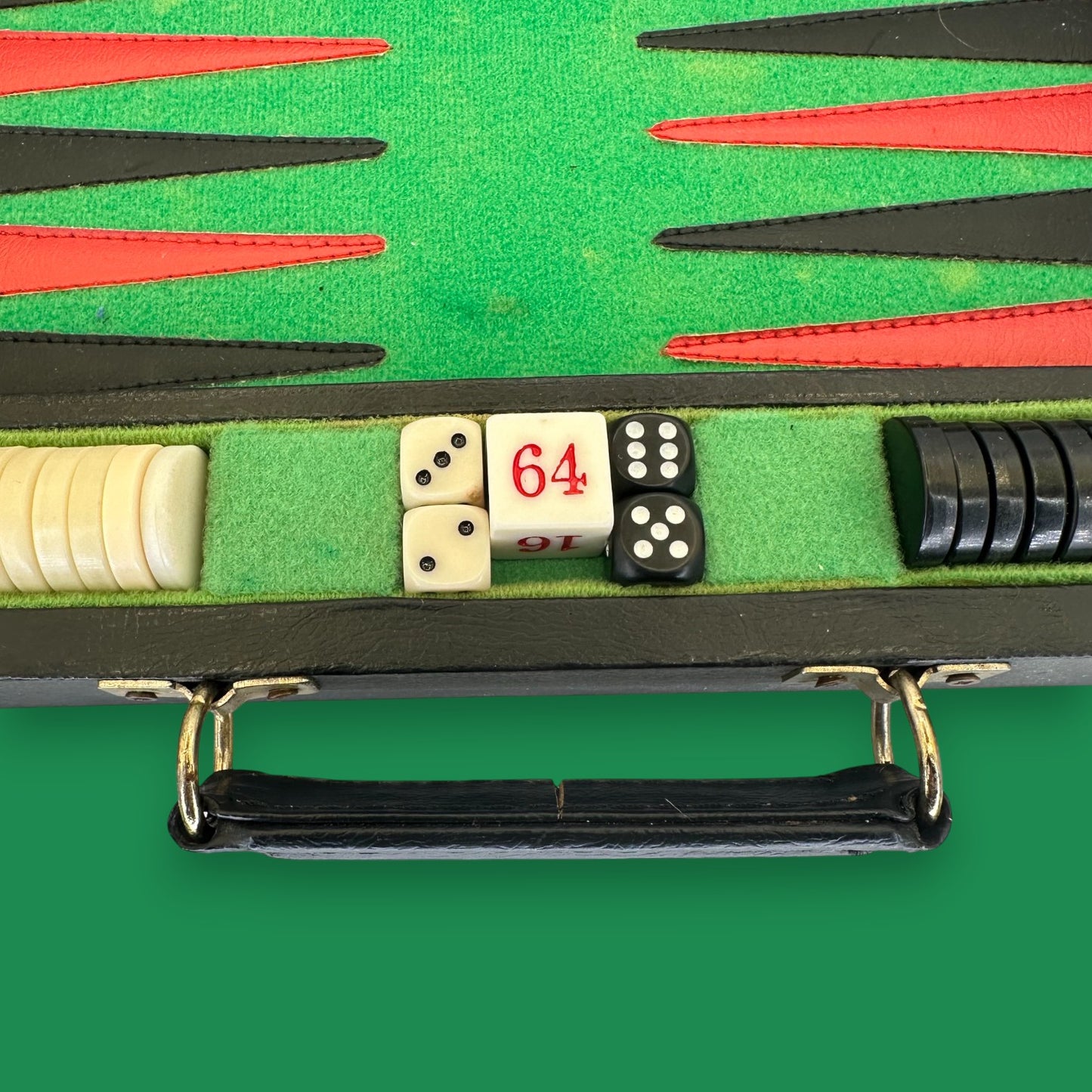 Vintage Backgammon Game – Classic Travel Case Edition
