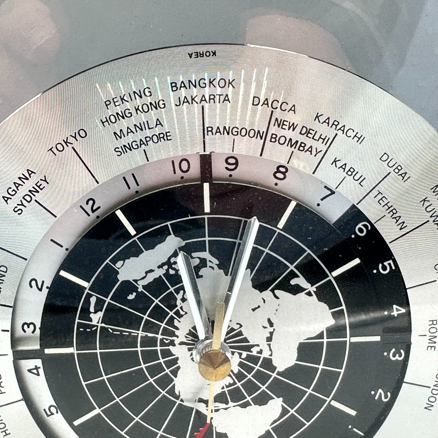 Vintage Seiko Quartz World Time Zone Clock with Airplane Second Hand