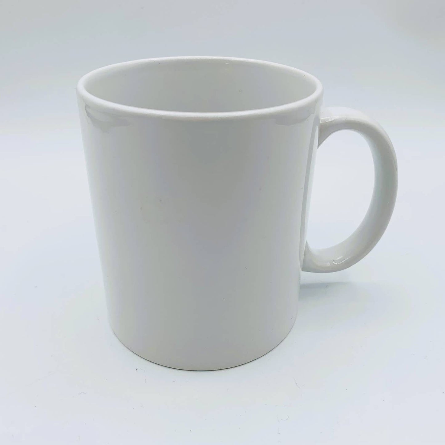 Slogan MUG "A Yawn is a Silent Scream for COFFEE"