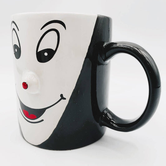 MUG: Vintage White Happy Smiling Face 3D Mug