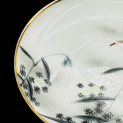 Elegant Vintage Japanese Crane Plate - Hand-Painted, Gold Rimmed, Signed, showcasing a graceful crane in serene tones.