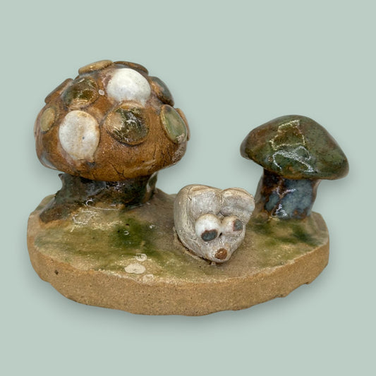 Mouse and Mushroom Figurine Scene – Handcrafted Ceramic Sculpture