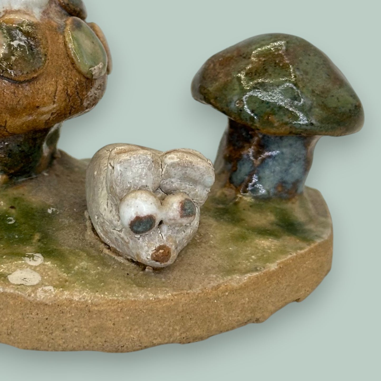 Mouse and Mushroom Figurine Scene – Handcrafted Ceramic Sculpture