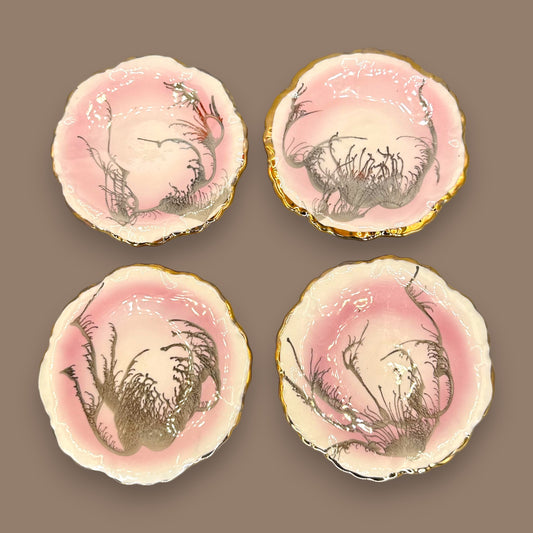Vintage Scalloped Pink Dish with Gold Trim – Abstract Black & Grey Design