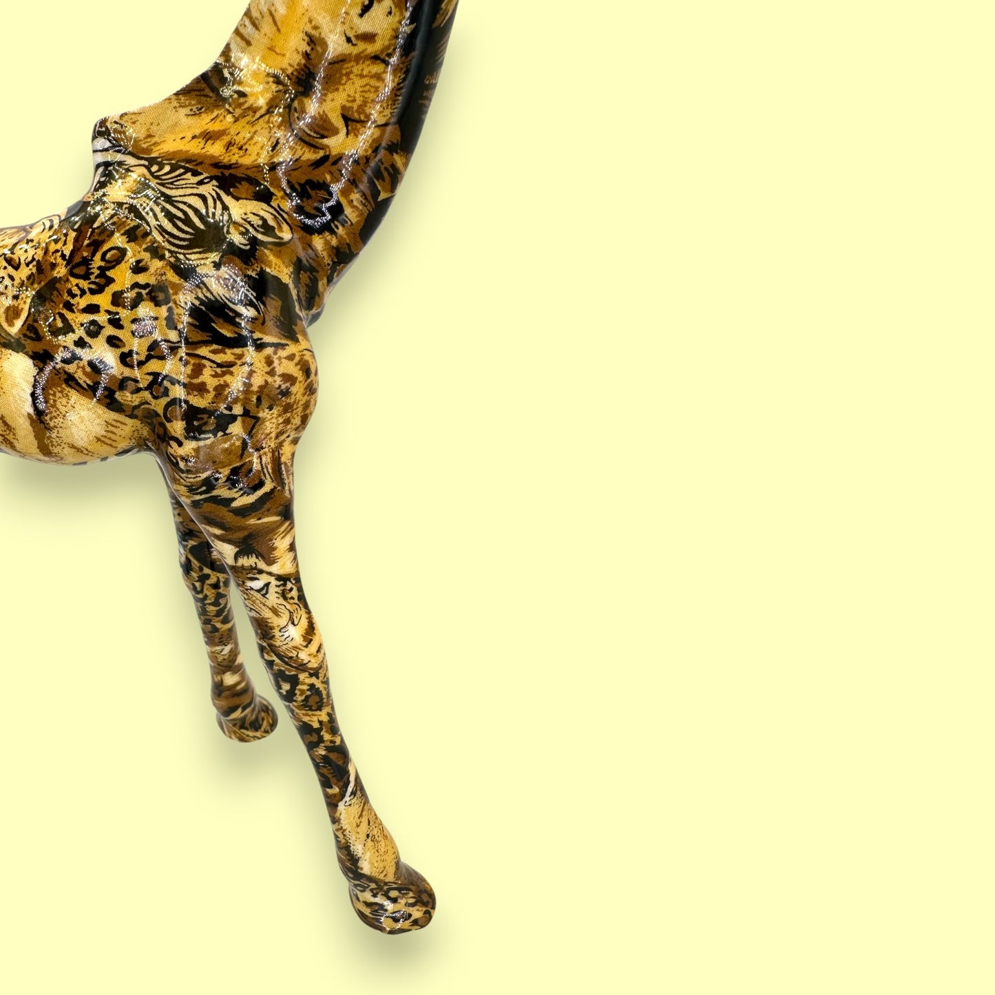 Vintage La Vie Wild Animal Print Giraffe Figurine Statue 🦒