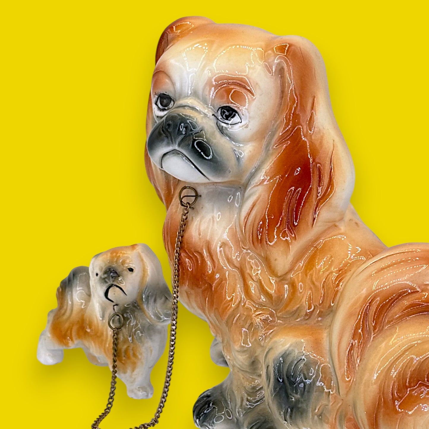 Vintage Ceramic King Charles Spaniel & Puppy on Chain, Made in Japan 👑