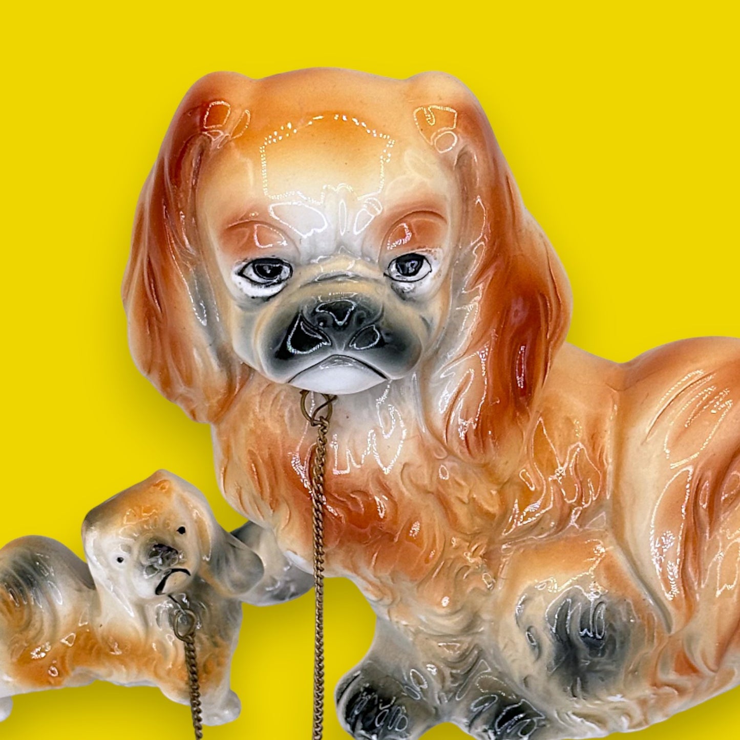 Vintage Ceramic King Charles Spaniel & Puppy on Chain, Made in Japan 👑