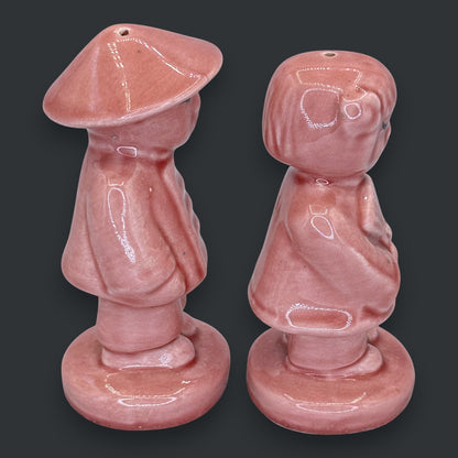 Vintage Mid-Century Asian Couple Salt & Pepper Shakers - Chinoiserie Pink Figural