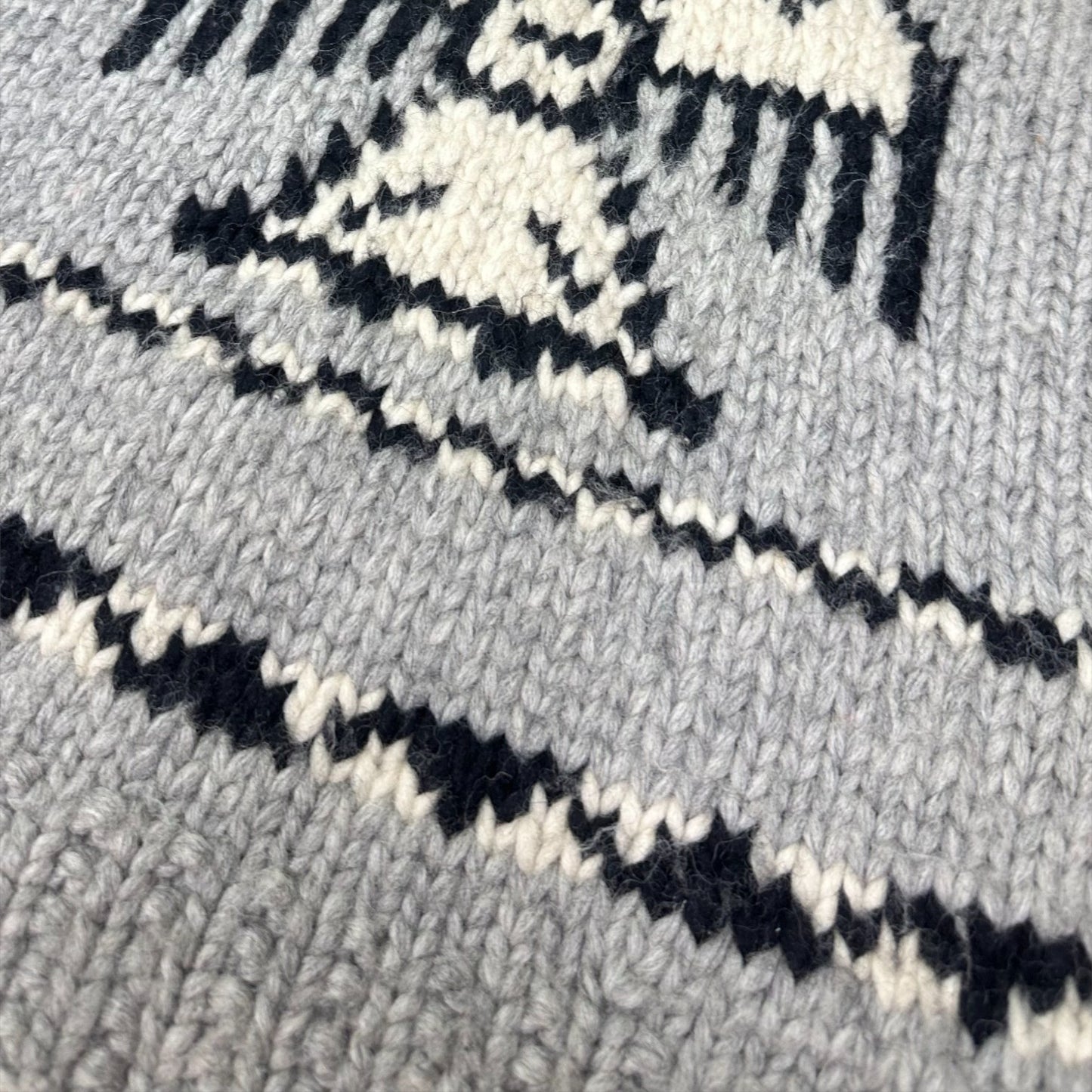 Handmade Cowichan Wool Sweater Vest With Eagle Pattern - Vintage - Womens Small