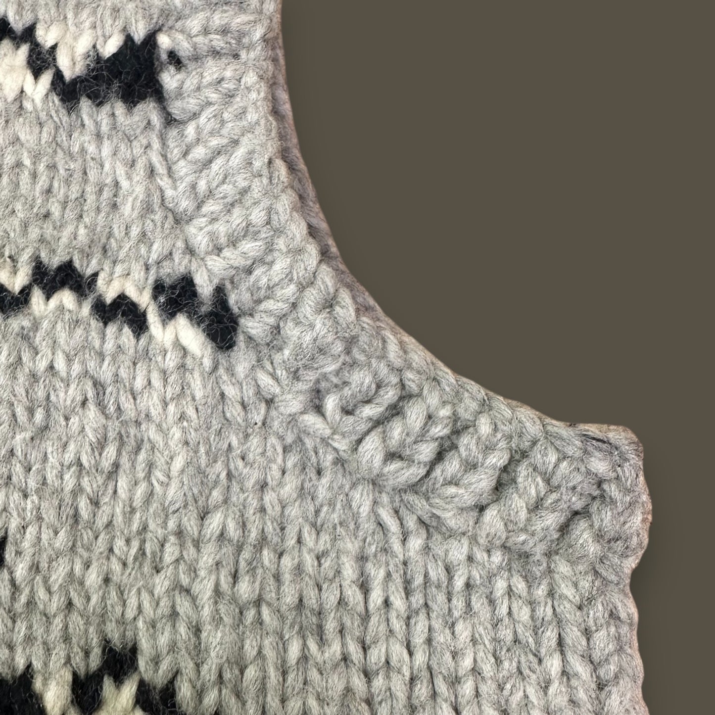 Handmade Cowichan Wool Vest with Eagles - Vintage - Men’s XL