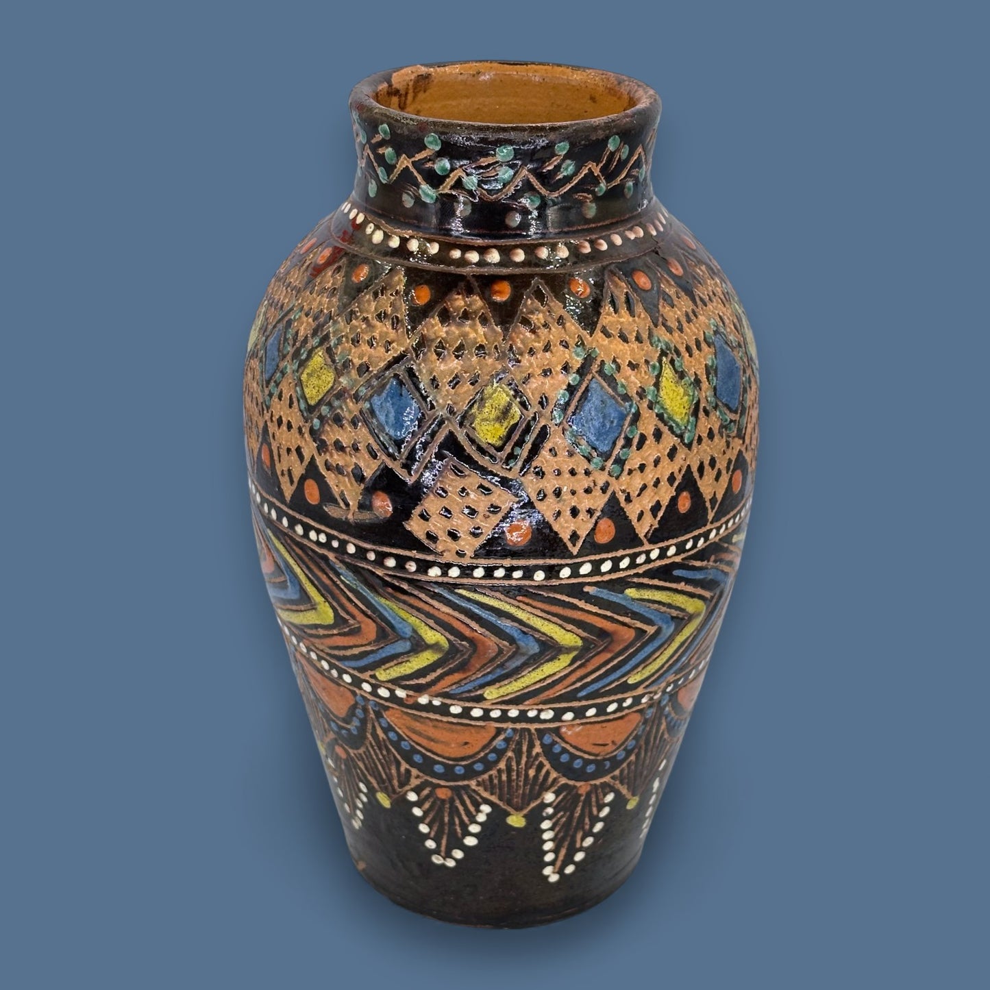 Vintage Black Terracotta Folk Art Vase: Painted Embossed Geometric Pattern 🏺