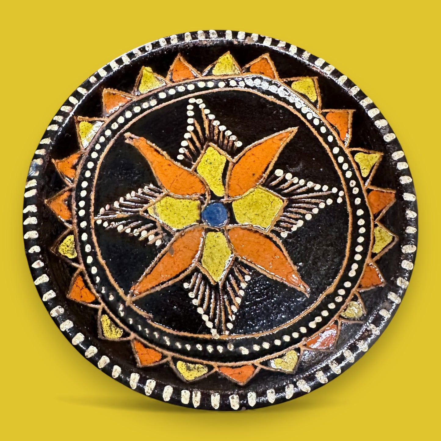 Vintage Blackware Terracotta Wall Plate: Hand-Painted Starburst Folk Art