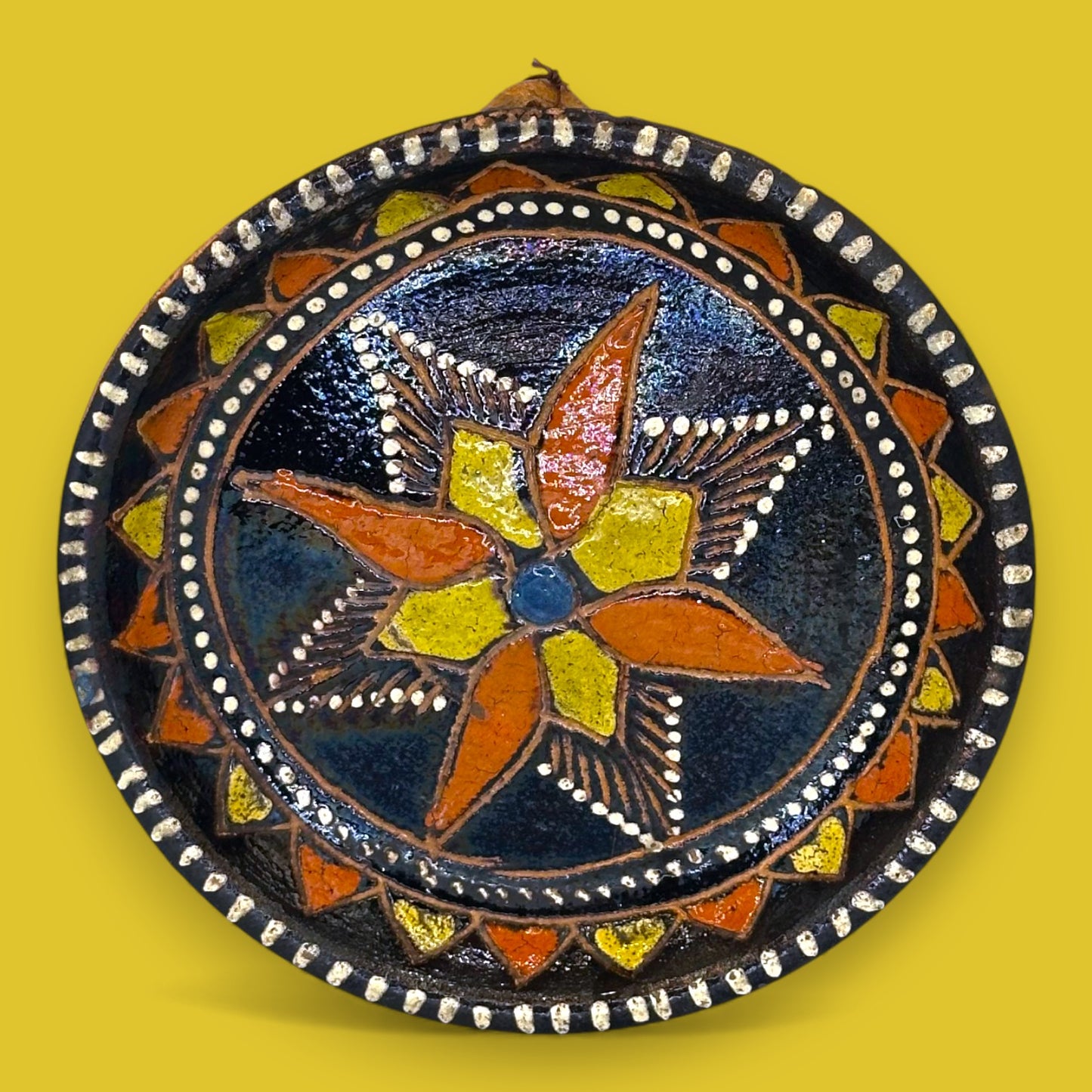 Vintage Blackware Terracotta Wall Plate: Hand-Painted Starburst Folk Art