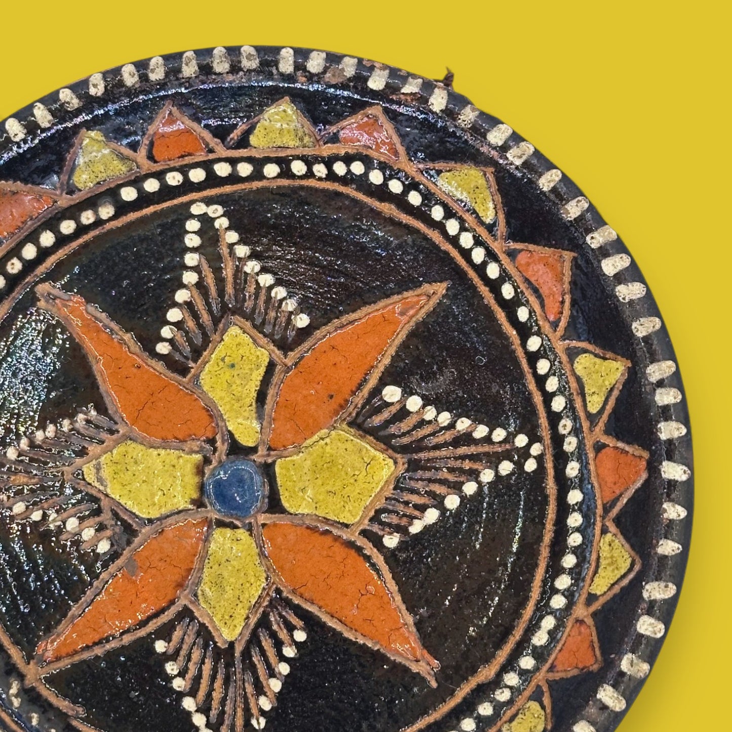 Vintage Blackware Terracotta Wall Plate: Hand-Painted Starburst Folk Art