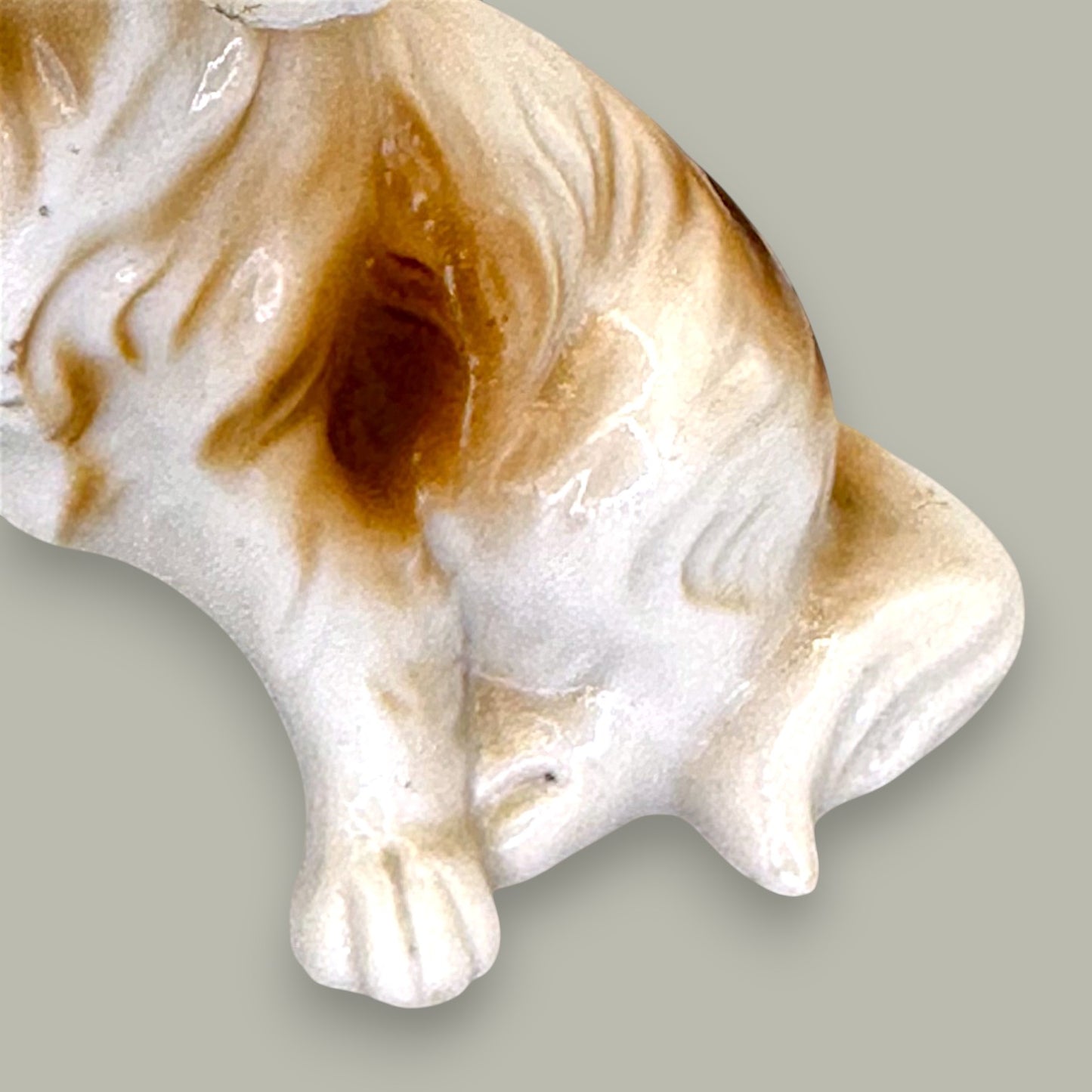 Vintage Ceramic Spaniel Figurine Tan White Made in Japan