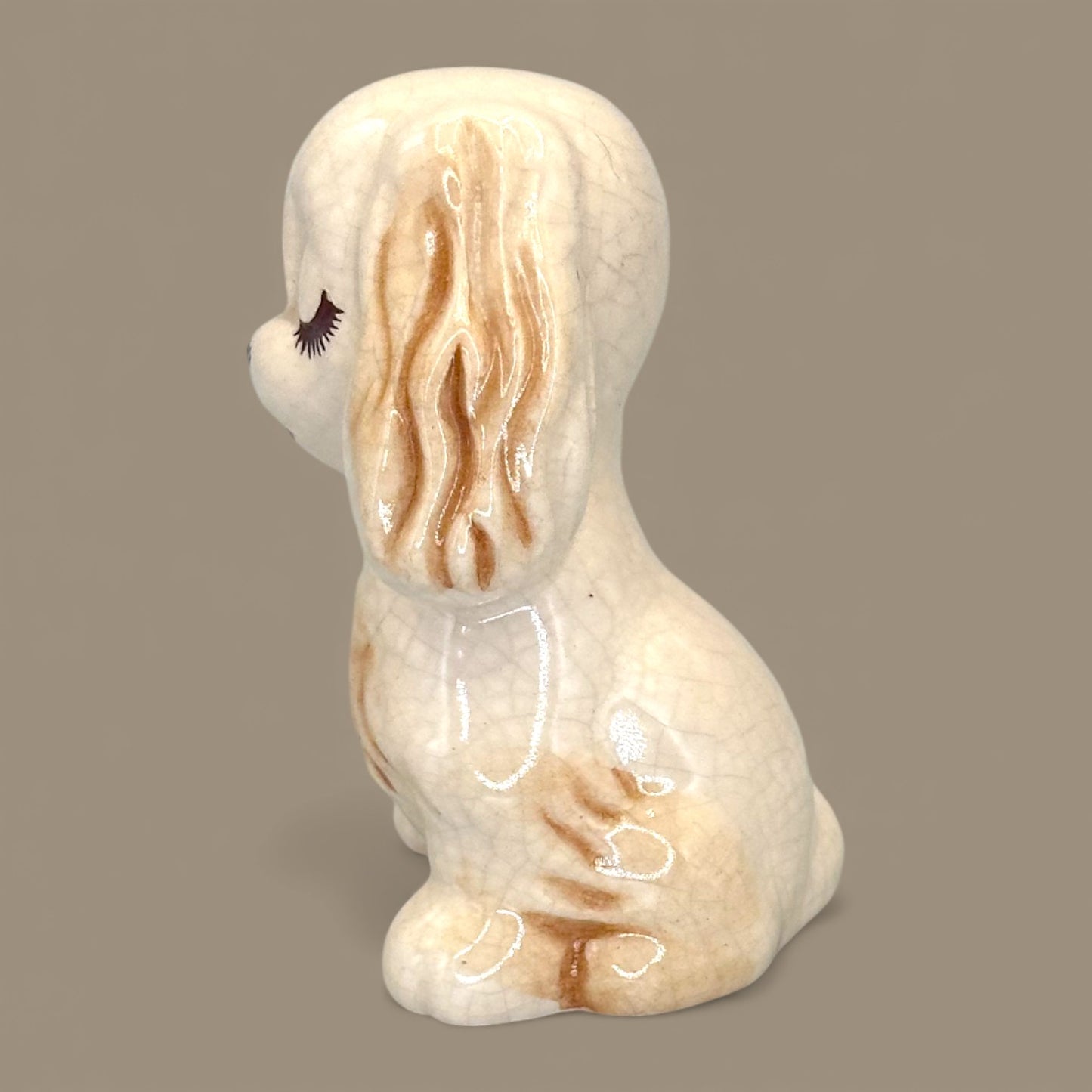 Delco USA Sleepy Eye Spaniel Figurine Ceramic Kitsch Puppy