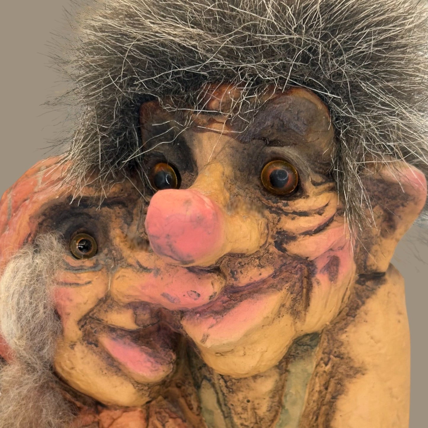 Vintage Hugging Troll Couple Figurine - Nyform Collectible 🍄