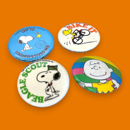 Vintage Charlie Brown and Snoopy Cartoon Pinback Set of 4