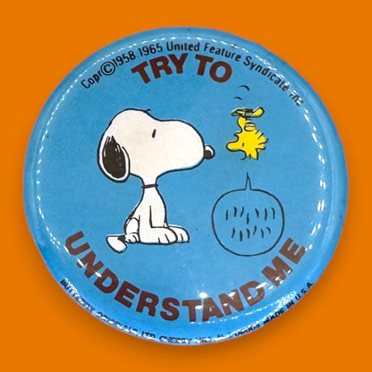 Vintage Charlie Brown and Snoopy Cartoon Pinback Set of 4