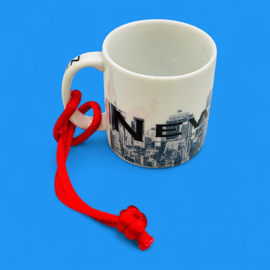Starbucks Vintage 2002 Skyline Series New York Mini Coffee Mug Christmas Tree Ornament – Seasonal